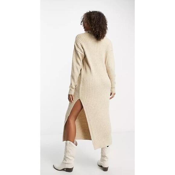 ASOS DESIGN Tall Knitted Maxi Sweater Dress with V-Neck in Oatmeal Size 4 - Picture 3 of 9